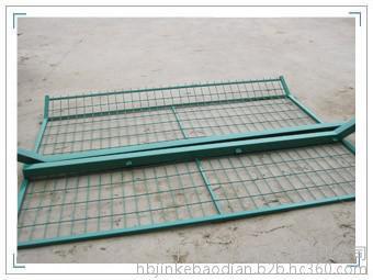 廠家直銷現(xiàn)貨供應框架護欄網(wǎng) 鋼板網(wǎng)護欄網(wǎng) 價格低圖片_高清圖_細節(jié)圖-安平縣金科寶典絲網(wǎng) -